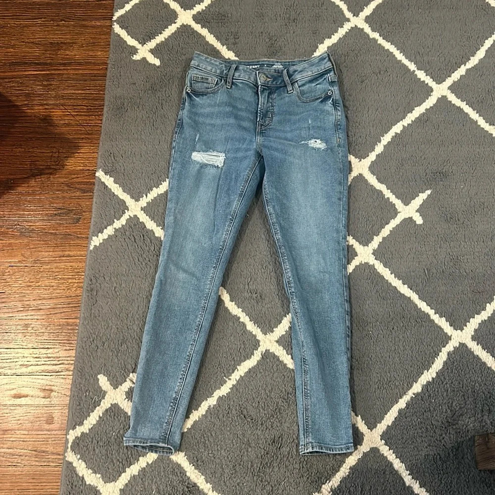 Old Navy High Rise Rockstar Super Skinny Jeans